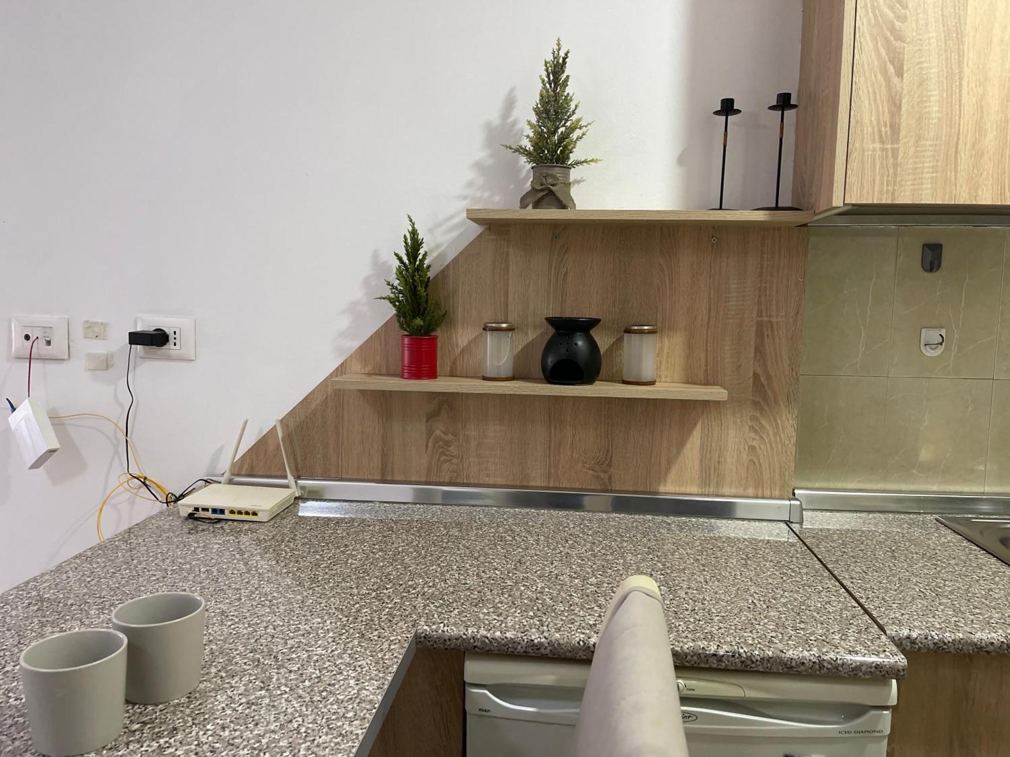 Downtown Modern Studio Apartment تيرانا المظهر الخارجي الصورة